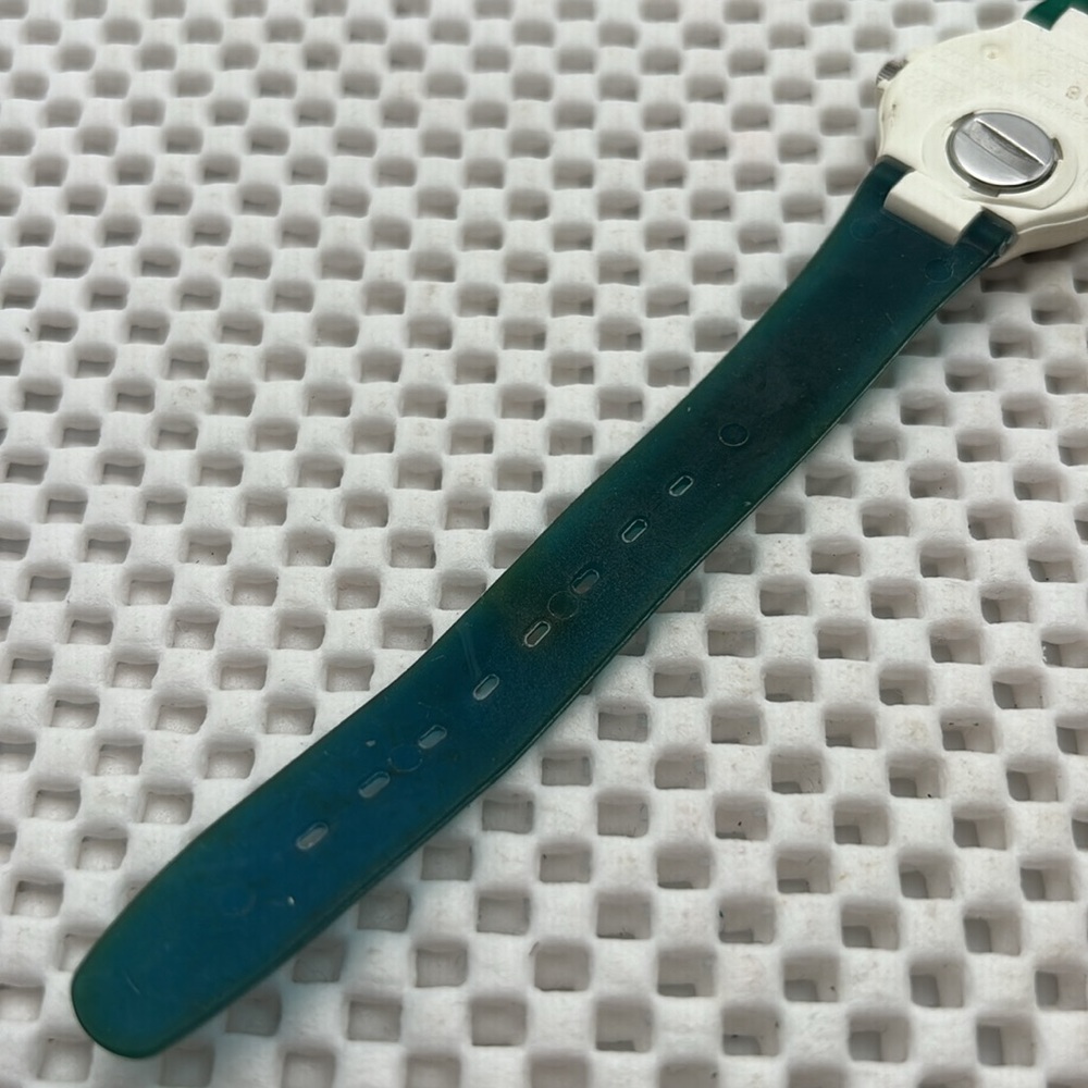 Coca Cola Swatch Watch - Picture 8 of 10